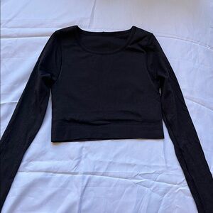 Lululemon ribbed black long sleeved top with shelf bra size 6